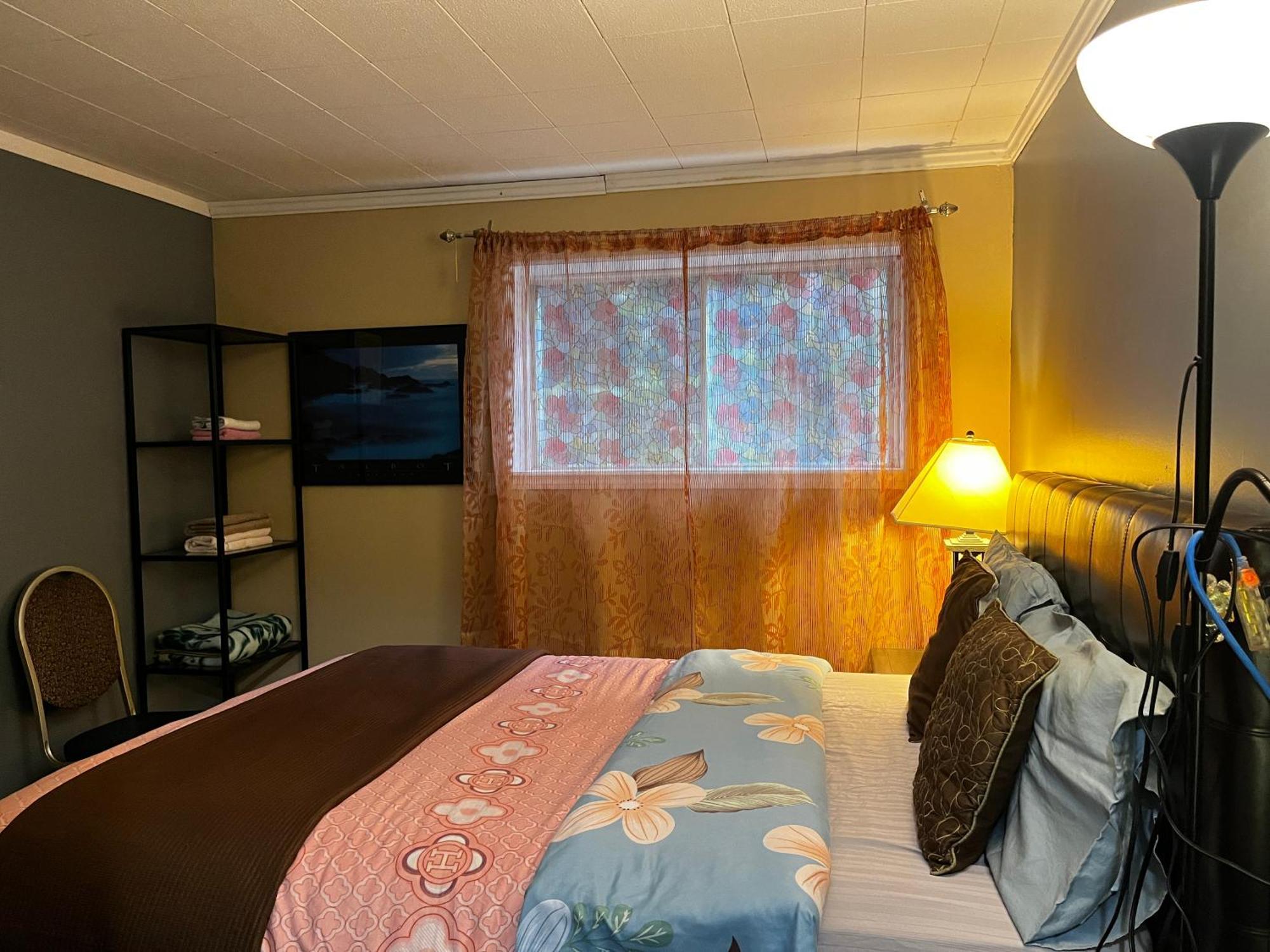 Beautiful Room Close Airport! Calgary Bagian luar foto