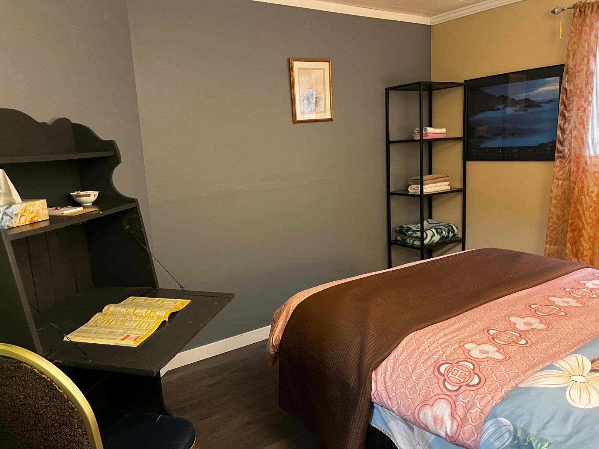 Beautiful Room Close Airport! Calgary Bagian luar foto